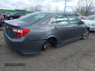 2014 Toyota Camry L with VIN 4T1BF1FK9EU818893, listed as a IAAI auction lot 42051996 with 125,924 mi miles. Bid and sale history available at carsss.com. Image 4.