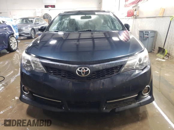 2014 Toyota Camry L with VIN 4T1BF1FK4EU865183, listed as a Copart auction lot 88019955 with 203,441 mi miles and Salvage Title. Bid and sale history available at carsss.com. Image 5.