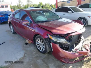 2019 Toyota Camry LE z VIN 4T1B11HK8KU804619, wystawiony jako IAAI lot #42198204 z przebiegiem 85 125 mil mil oraz . Historia ofert i sprzedaży dostępna na DreamBid. Obrazek 1.