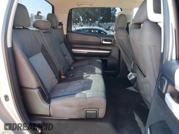 2015 Toyota Tundra SR5 z VIN 5TFEY5F12FX185681, wystawiony jako Copart lot #47140415 z przebiegiem 54 572 mil mil oraz Szkoda całkowita • Salvage title. Historia ofert i sprzedaży dostępna na DreamBid. Obrazek 10.