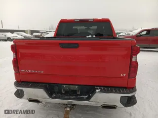2019 Chevrolet Silverado 1500 LT with VIN 3GCUYDED8KG132130, listed as a Copart auction lot 43818385 with 104,779 mi miles and Salvage Title. Bid and sale history available at carsss.com. Image 6.
