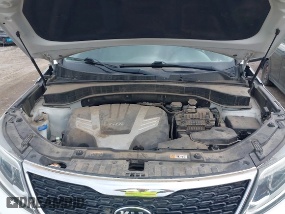 2015 Kia Sorento EX with VIN 5XYKU4A71FG647090, listed as a IAAI auction lot 42100215 with 121,842 mi miles. Bid and sale history available at carsss.com. Image 10.