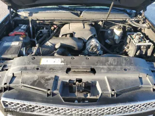 2007 Chevrolet Suburban LT with VIN 3GNFC16097G241714, listed as a Copart auction lot 42155195 with 307,414 mi miles and Salvage Title. Bid and sale history available at carsss.com. Image 13.