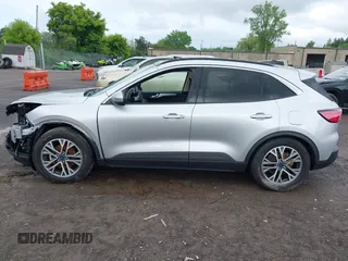 2020 Ford Escape SEL z VIN 1FMCU0H61LUA94358, wystawiony jako IAAI lot #42446406 z przebiegiem 38 803 mil mil oraz . Historia ofert i sprzedaży dostępna na DreamBid. Obrazek 14.