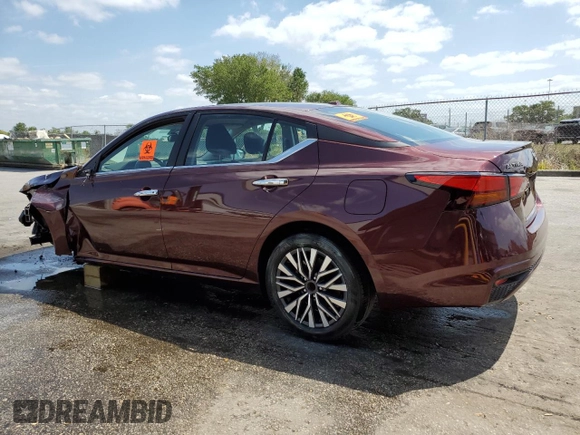 2025 Nissan Altima SV with VIN 1N4BL4DV4SN301573, listed as a Copart auction lot 54365315 with 14,109 mi miles and Salvage Title. Bid and sale history available at DreamBid. Image 2.