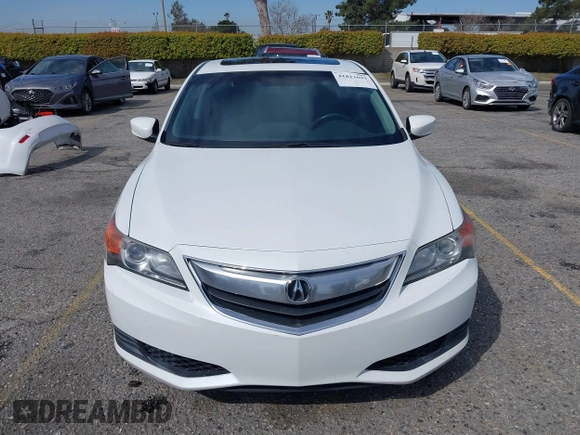2014 Acura ILX with VIN 19VDE1F34EE011312, listed as a IAAI auction lot 41813693 with 107,032 mi miles. Bid and sale history available at carsss.com. Image 13.