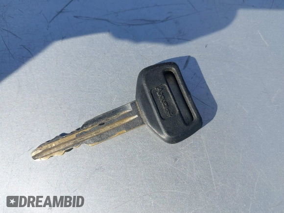 1989 Toyota Pickup с VIN JT4RN13S9K0003042, выставлен на аукционе IAAI как лот 41827042 с пробегом 347 063 миль миль и . История ставок и продаж доступна на DreamBid. Изображение 11.