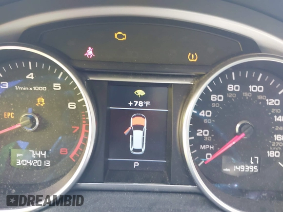 2014 Audi Q7 3.0T S line Prestige with VIN WA1DGAFE7ED011657, listed as a IAAI auction lot 41775200 with 149,395 mi miles. Bid and sale history available at carsss.com. Image 7.