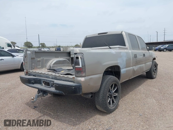 2003 Chevrolet Silverado 1500HD LS with VIN 1GCGC13U13F185851, listed as a IAAI auction lot 41941718 with 320,745 mi miles and . Bid and sale history available at DreamBid. Image 4.