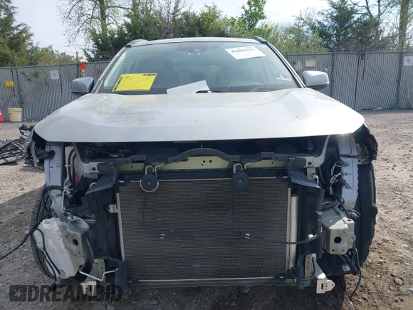 2019 Toyota RAV4 XLE with VIN 2T3P1RFV7KW063940, listed as a IAAI auction lot 42005512 with 63,813 mi miles and . Bid and sale history available at DreamBid. Image 13.