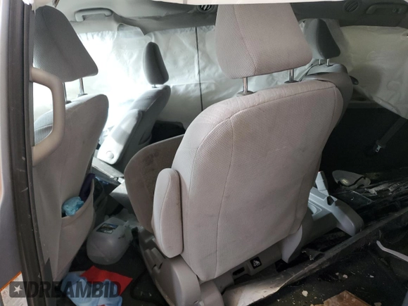 2018 Toyota Sienna LE Auto Access Seat with VIN 5TDKZ3DC5JS908821, listed as a Copart auction lot 52030575 with 78,114 mi miles and Non Repairable. Bid and sale history available at carsss.com. Image 11.