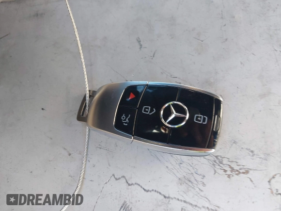 2018 Mercedes-Benz E-Class E 300 with VIN WDDZF4JB7JA436066, listed as a IAAI auction lot 41630541 with 78,055 mi miles. Bid and sale history available at carsss.com. Image 11.