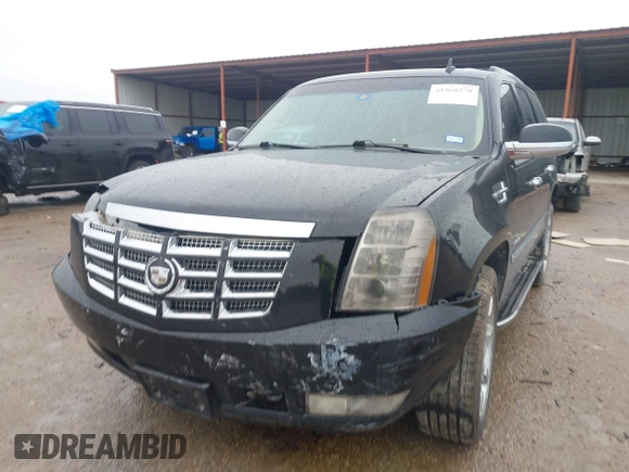 2010 Cadillac Escalade z VIN 1GYUKAEF7AR114664, wystawiony jako IAAI lot #41960278 z przebiegiem 138 327 mil mil oraz . Historia ofert i sprzedaży dostępna na DreamBid. Obrazek 17.