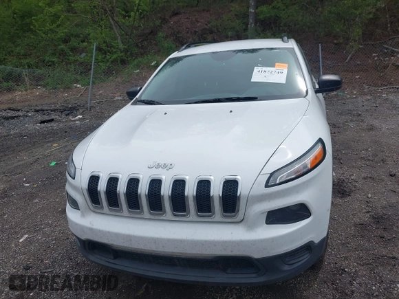 2017 Jeep Cherokee Altitude z VIN 1C4PJLAS8HW663337, wystawiony jako IAAI lot #41872749 z przebiegiem 188 153 mil mil oraz . Historia ofert i sprzedaży dostępna na DreamBid. Obrazek 12.