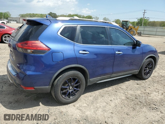 2017 Nissan Rogue SV z VIN KNMAT2MT4HP558206, wystawiony jako Copart lot #52620485 z przebiegiem Nie podano mil oraz Nie do naprawy. Historia ofert i sprzedaży dostępna na DreamBid. Obrazek 3.