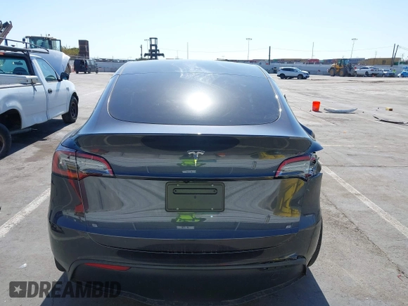 2024 Tesla Model Y с VIN 7SAYGDED9RF091854, выставлен на аукционе IAAI как лот 42382483 с пробегом 14 805 миль миль и . История ставок и продаж доступна на DreamBid. Изображение 16.