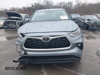 2023 Toyota Highlander L with VIN 5TDKDRAH8PS524459, listed as a IAAI auction lot 41637752 with 10,156 mi miles and . Bid and sale history available at DreamBid. Image 12.