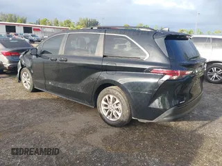 2023 Toyota Sienna LE with VIN 5TDKRKEC4PS164937, listed as a IAAI auction lot 40534315 with 88,729 mi miles. Bid and sale history available at carsss.com. Image 3.