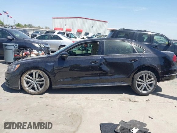 2018 Volkswagen Passat 2.0T S with VIN 1VWAA7A31JC015784, listed as a IAAI auction lot 41829586 with 72,437 mi miles. Bid and sale history available at carsss.com. Image 15.