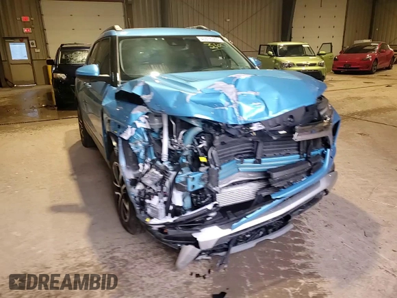 2025 Chevrolet TrailBlazer LT with VIN KL79MRSL1SB017398, listed as a Copart auction lot 43576365 with 2,398 mi miles and Salvage Title. Bid and sale history available at DreamBid. Image 10.