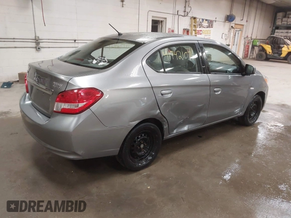 2017 Mitsubishi Mirage ES z VIN ML32F3FJ2HH001806, wystawiony jako IAAI lot #41742107 z przebiegiem 122 951 mil mil oraz . Historia ofert i sprzedaży dostępna na DreamBid. Obrazek 4.