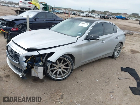 2014 Infiniti Q50 with VIN JN1BV7AP0EM681679, listed as a IAAI auction lot 41371773 with 141,940 mi miles. Bid and sale history available at carsss.com. Image 2.