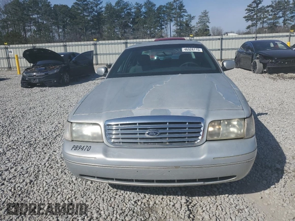 2003 Ford Police Interceptor Street Appear with VIN 2FAFP71W33X109470, listed as a Copart auction lot 46928115 with 239,164 mi miles and Salvage title. Bid and sale history available at DreamBid. Image 5.