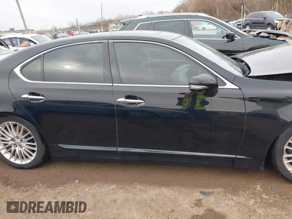2010 Lexus LS 460 with VIN JTHBL5EF1A5093690, listed as a IAAI auction lot 41873176 with 125,809 mi miles. Bid and sale history available at carsss.com. Image 13.