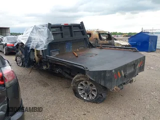 2019 Ford F-250 XL with VIN 1FT7W2BT8KEF65313, listed as a IAAI auction lot 42107459 with 194,049 mi miles and . Bid and sale history available at DreamBid. Image 3.