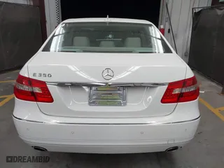 2012 Mercedes-Benz E-Class E 350 Luxury with VIN WDDHF5KB9CA548550, listed as a IAAI auction lot 41626757 with 125,402 mi miles. Bid and sale history available at carsss.com. Image 16.