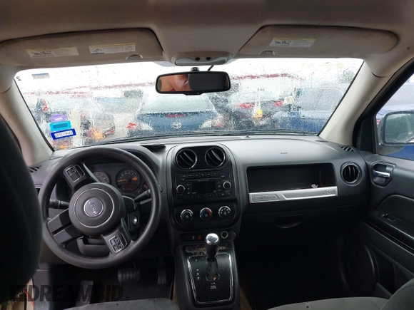2017 Jeep Compass Sport SE с VIN 1C4NJCBA0HD123716, выставлен на аукционе IAAI как лот 42486199 с пробегом 142 644 миль миль и . История ставок и продаж доступна на DreamBid. Изображение 19.