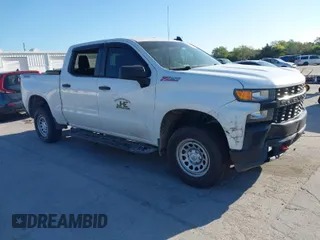 2019 Chevrolet Silverado 1500 Custom Trail Boss with VIN 1GCPYCEF3KZ428391, listed as a IAAI auction lot 41793628 with 230,170 mi miles. Bid and sale history available at carsss.com. Image 1.
