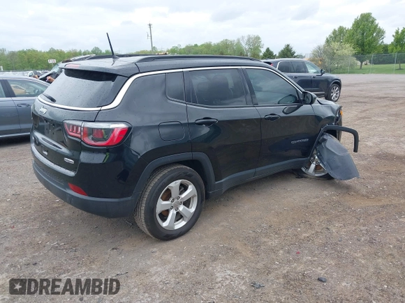 2018 Jeep Compass Altitude z VIN 3C4NJDBBXJT199927, wystawiony jako IAAI lot #42182460 z przebiegiem 93 535 mil mil oraz . Historia ofert i sprzedaży dostępna na DreamBid. Obrazek 4.