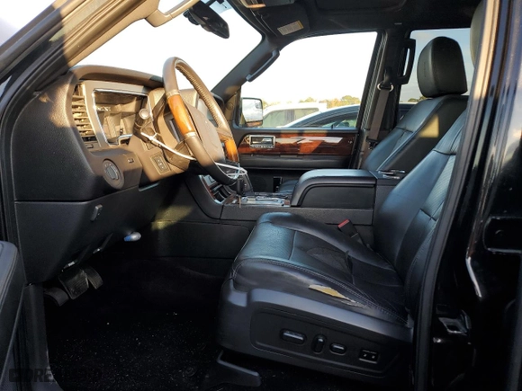 2014 Lincoln Navigator with VIN 5LMJJ2J54EEL05754, listed as a Copart auction lot 82837704 with 236,773 mi miles and Salvage Title. Bid and sale history available at carsss.com. Image 7.