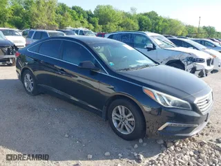 2015 Hyundai Sonata 2.4L SE with VIN 5NPE24AF0FH163432, listed as a IAAI auction lot 42005069 with 186,390 mi miles. Bid and sale history available at carsss.com. Image 1.