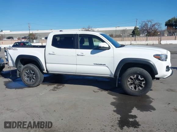 2016 Toyota Tacoma SR5 z VIN 3TMAZ5CN5GM014661, wystawiony jako IAAI lot #41337963 z przebiegiem 26 175 mil mil oraz . Historia ofert i sprzedaży dostępna na DreamBid. Obrazek 14.
