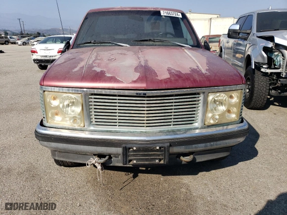 1988 Chevrolet 1/2 Ton Pickups with VIN 1GCDK14K8JZ313503, listed as a Copart auction lot 71117734 with NaN miles and Salvage Title. Bid and sale history available at carsss.com. Image 5.