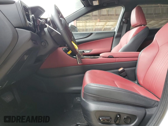 2025 Lexus NX 350 Premium with VIN JTJGGCEZ4S5010472, listed as a Copart auction lot 54560975 with 9,587 mi miles and Salvage title. Bid and sale history available at DreamBid. Image 7.