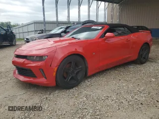 2017 Chevrolet Camaro 1LT z VIN 1G1FB3DS6H0215243, wystawiony jako Copart lot #54450725 z przebiegiem 245 889 mil mil oraz Czysty tytuł • Clean title. Historia ofert i sprzedaży dostępna na DreamBid. Obrazek 1.