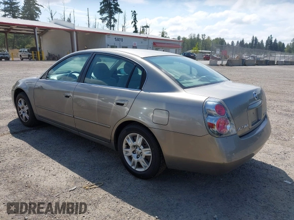 2005 Nissan Altima S with VIN 1N4AL11D75C372806, listed as a IAAI auction lot 42731445 with 158,925 mi miles and . Bid and sale history available at DreamBid. Image 3.
