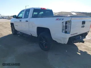 2017 Chevrolet Silverado 1500 LT with VIN 1GCVKREC9HZ371544, listed as a IAAI auction lot 41807725 with 94,580 mi miles. Bid and sale history available at carsss.com. Image 3.