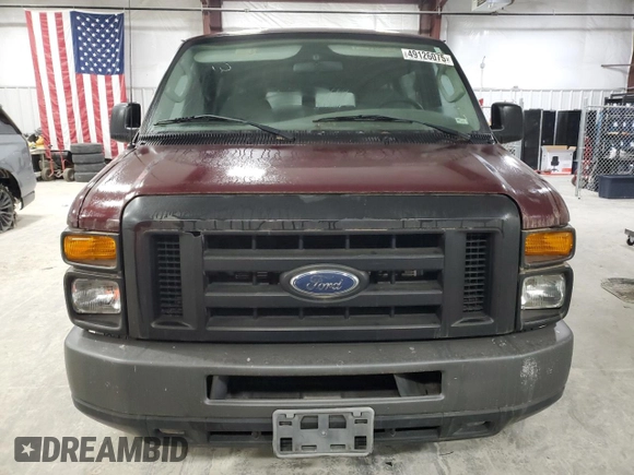 2008 Ford Econoline Passenger XL z VIN 1FMNE11WX8DB28410, wystawiony jako Copart lot #49126075 z przebiegiem 94 760 mil mil oraz Czysty tytuł • Clean title. Historia ofert i sprzedaży dostępna na DreamBid. Obrazek 5.