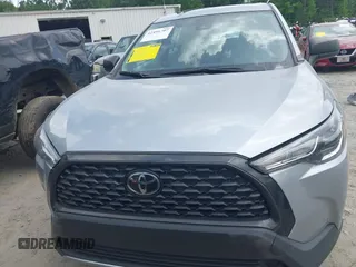 2022 Toyota Corolla Cross L with VIN 7MUAAAAG5NV013226, listed as a IAAI auction lot 42491707 with 34,514 mi miles and . Bid and sale history available at DreamBid. Image 12.