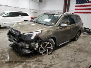 2023 Subaru Forester Touring z VIN JF2SKARC8PH481151, wystawiony jako Copart lot #48749905 z przebiegiem 28 350 mil mil oraz Szkoda całkowita • Salvage title. Historia ofert i sprzedaży dostępna na DreamBid. Obrazek 1.