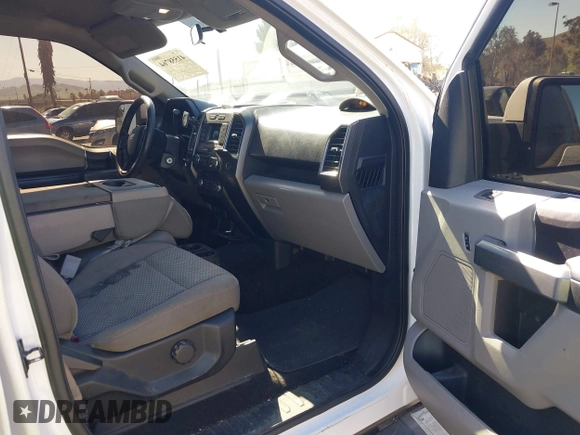 2018 Ford F-150 XL with VIN 1FTEW1CP0JKC28072, listed as a IAAI auction lot 41558764 with 153,402 mi miles. Bid and sale history available at carsss.com. Image 5.