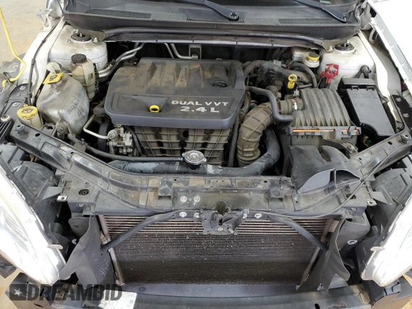 2013 Chrysler 200 LX with VIN 1C3CCBAB9DN761882, listed as a Copart auction lot 85113374 with 164,102 mi miles and Salvage Title. Bid and sale history available at carsss.com. Image 13.