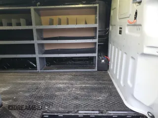 2016 Ford Transit Cargo z VIN 1FTYE1YM4GKA61271, wystawiony jako Copart lot #87135384 z przebiegiem 177 741 mil mil oraz Szkoda całkowita • Salvage title. Historia ofert i sprzedaży dostępna na DreamBid. Obrazek 11.
