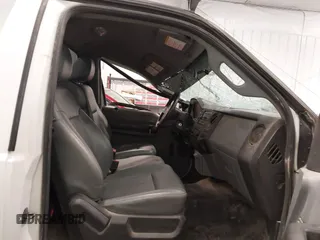 2013 Ford F-250 XLT с VIN 1FTBF2BT2DEB05352, выставлен на аукционе IAAI как лот 42253807 с пробегом 139 382 миль миль и . История ставок и продаж доступна на DreamBid. Изображение 5.