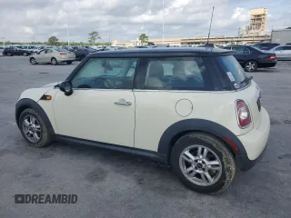 2012 MINI Hardtop with VIN WMWSU3C53CT542313, listed as a Copart auction lot 55098295 with 126,884 mi miles and Salvage Title. Bid and sale history available at DreamBid. Image 2.