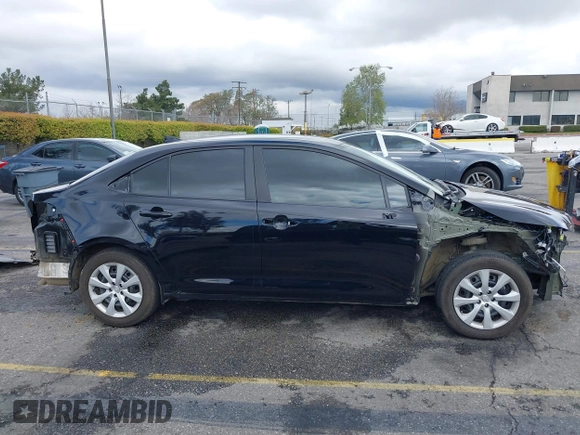 2024 Toyota Corolla LE with VIN 5YFB4MDE6RP220918, listed as a IAAI auction lot 41775214 with 5,861 mi miles. Bid and sale history available at carsss.com. Image 14.